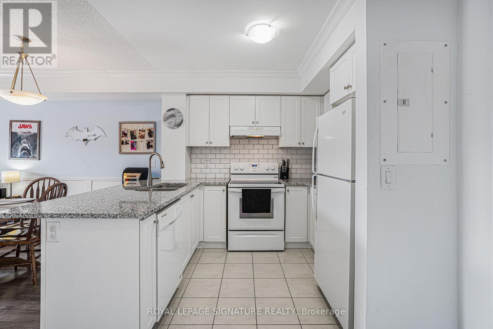 312 - 70 BAYCLIFFE CRESCENT