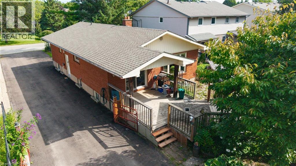 62 HURRICANE Road