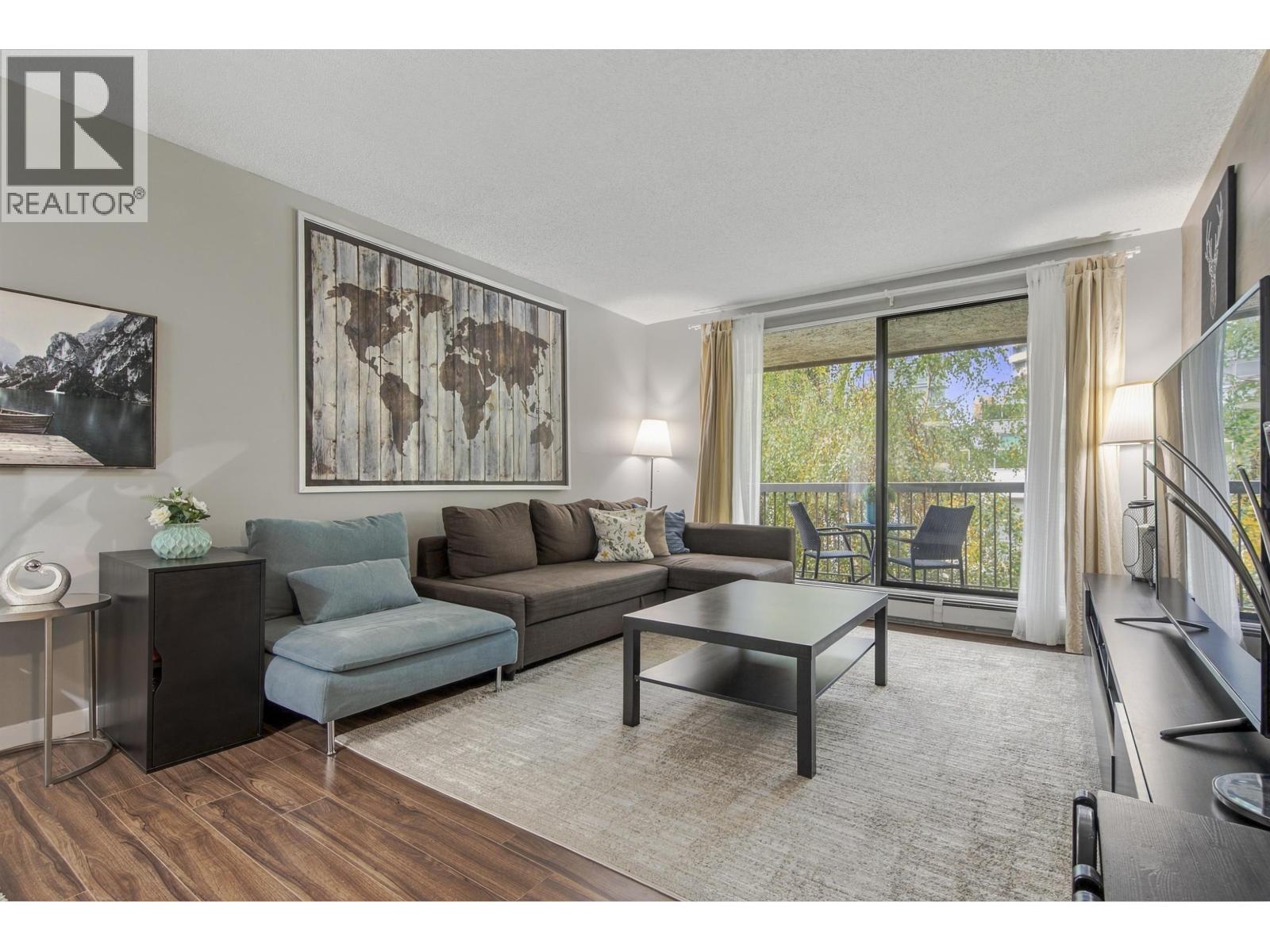 303 8400 LANSDOWNE ROAD