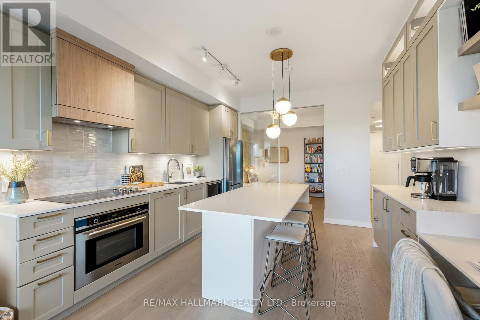 410 - 1100 KINGSTON ROAD