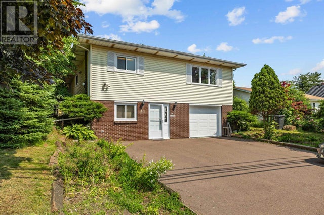 21 KIRKWOOD Drive