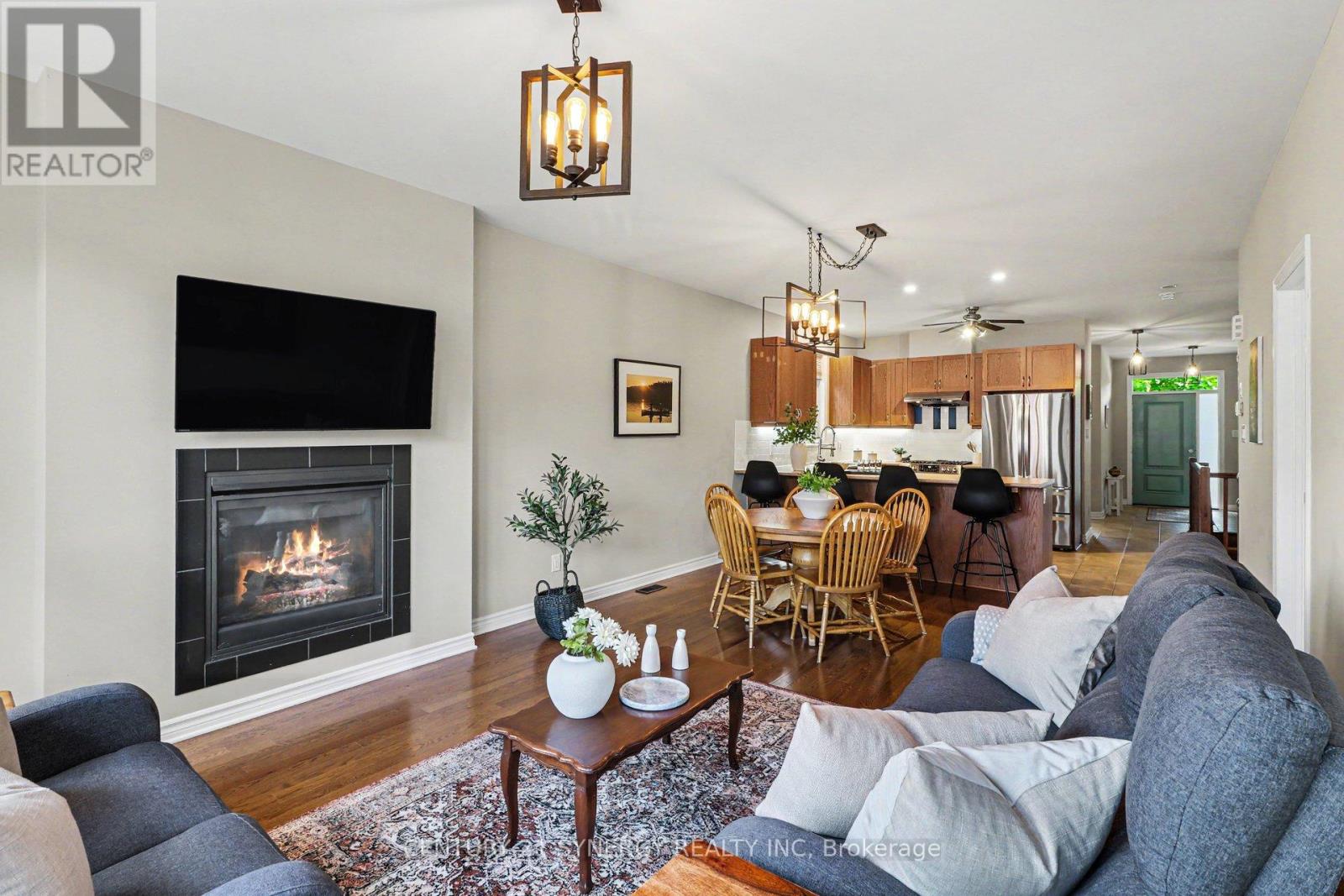 129 BOXCAR CRESCENT