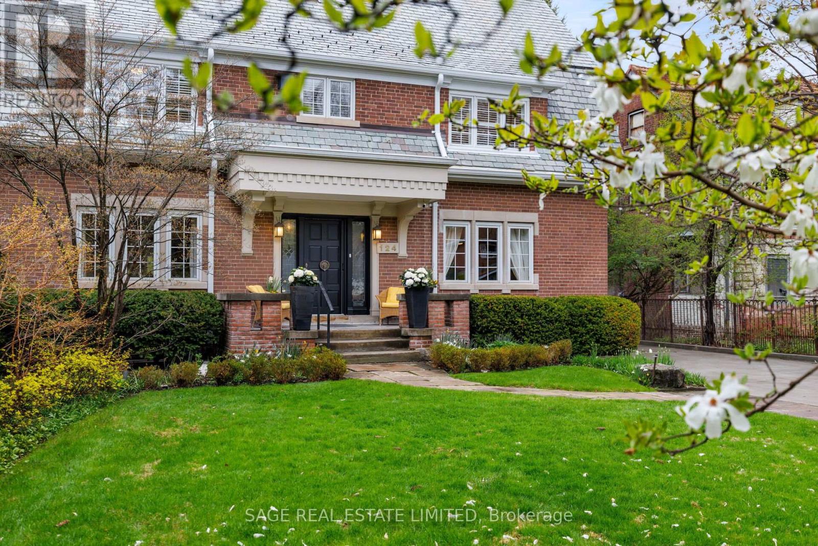 124 BLYTHWOOD ROAD
