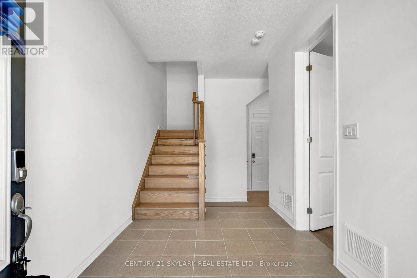 45 CULLINGTREE PLACE