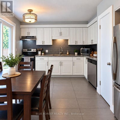 93 Elvira Cres, London South (South X), ON 4