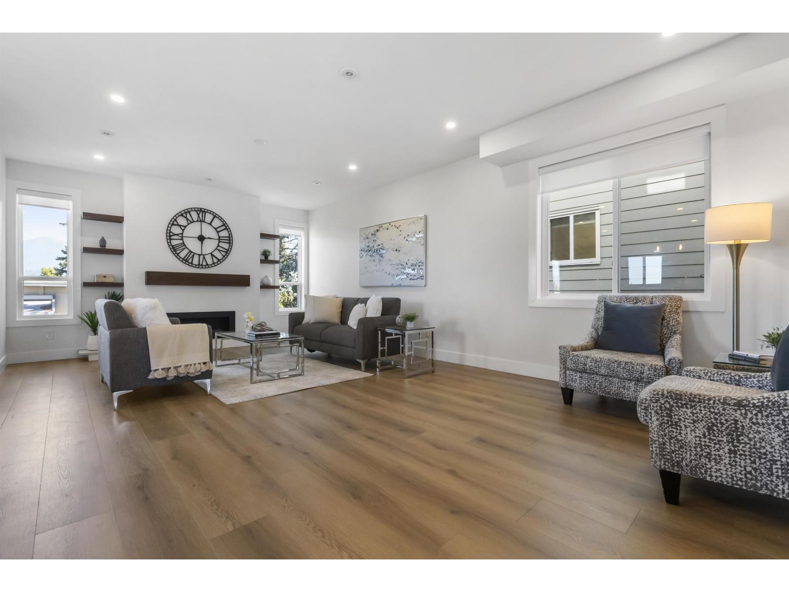 6042 ARLINGTON DRIVE, Sardis South