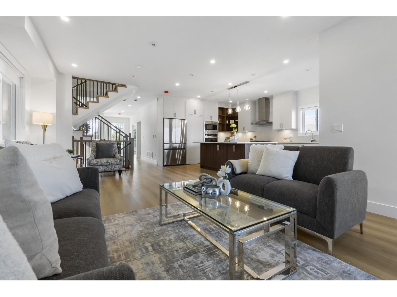 6042 ARLINGTON DRIVE, Sardis South