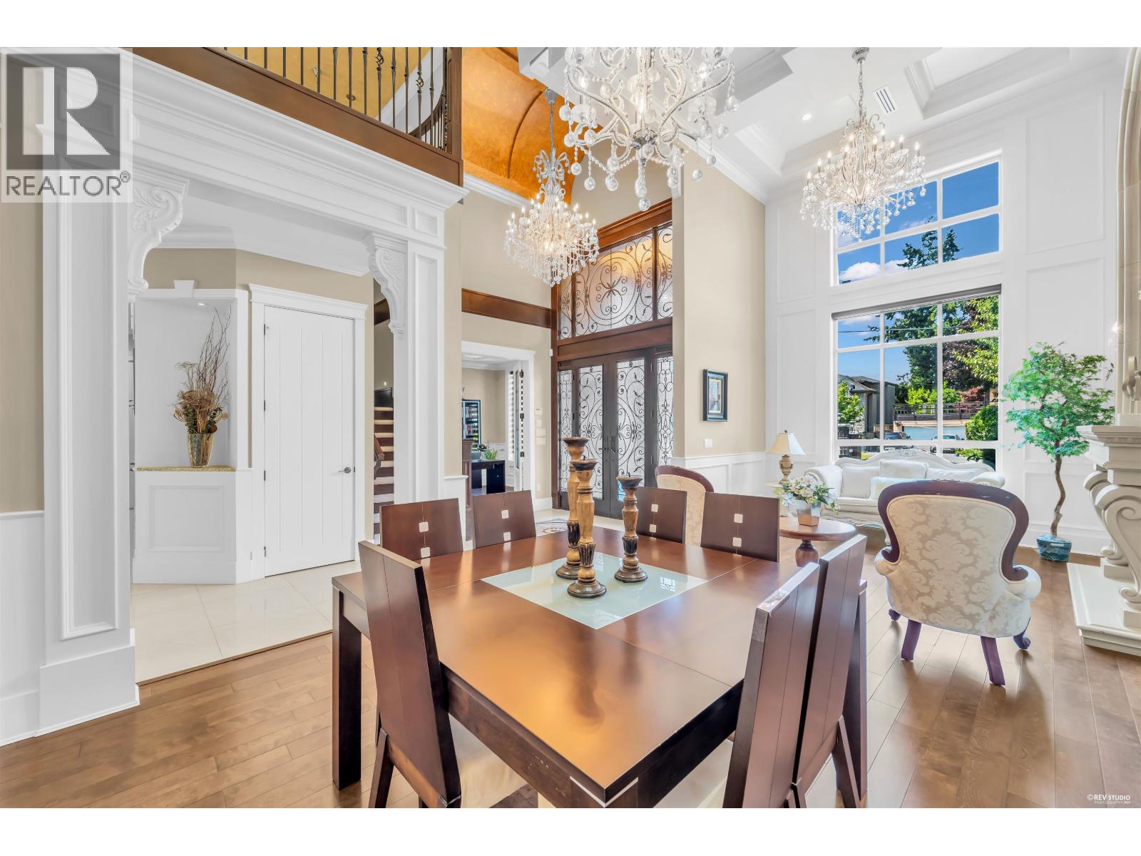 5628 GIBBONS DRIVE