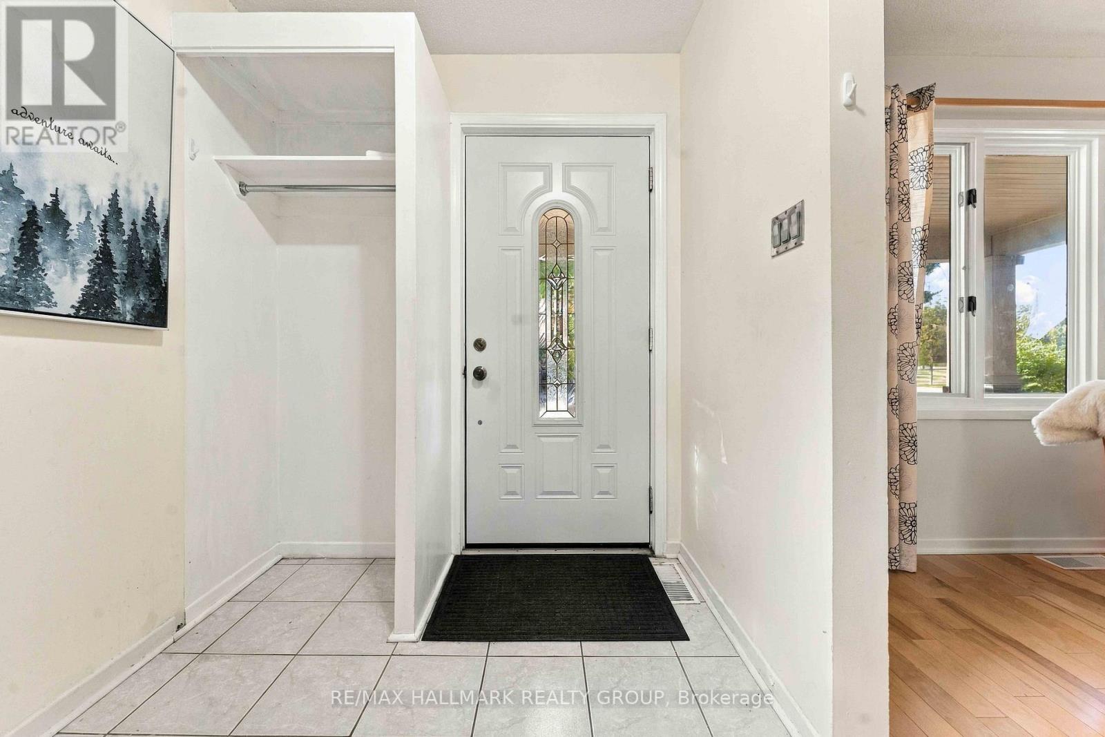 3 ASHBURY PLACE