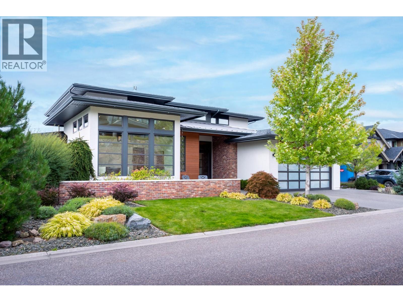 1543 Rocky Point Drive