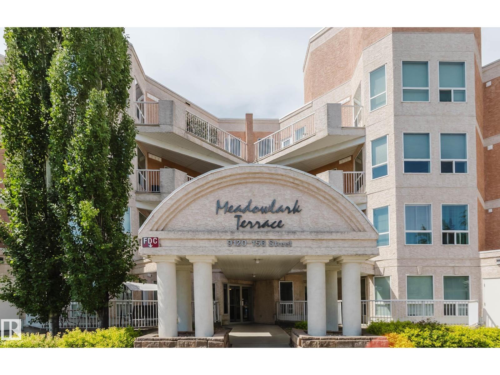 #406 9120 156 ST NW