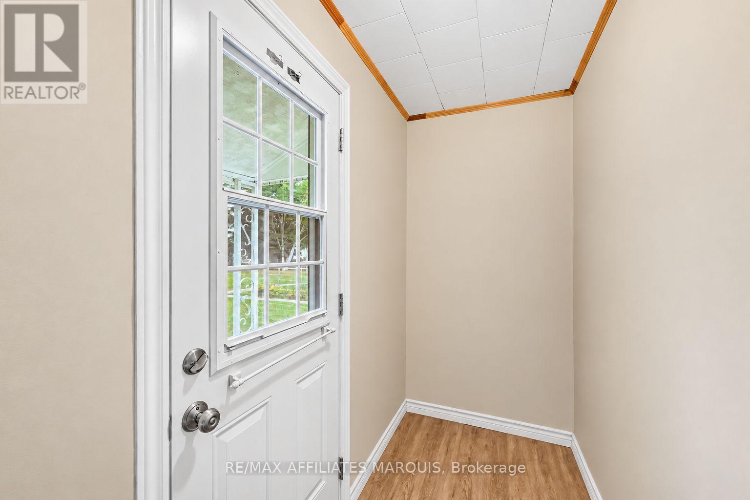 19 CHURCHILL CRESCENT