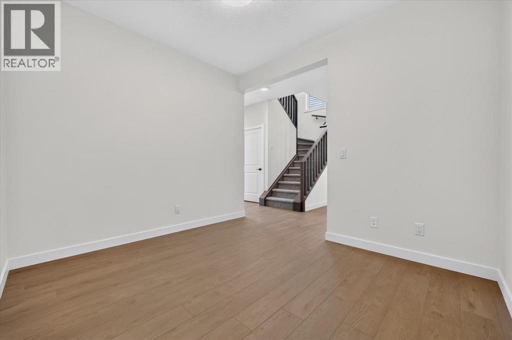 13 Emberside Grove