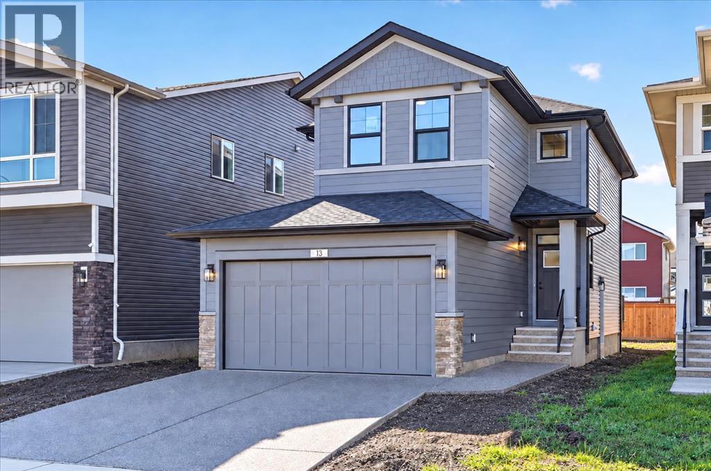 13 Emberside Grove