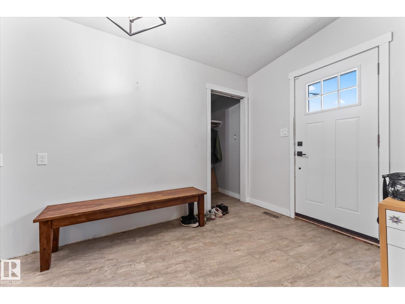 7308 149 AV NW