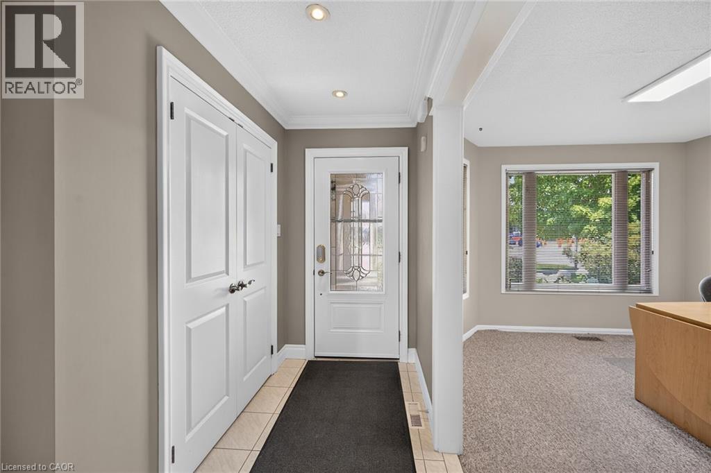 3 RIDGEMOUNT Drive