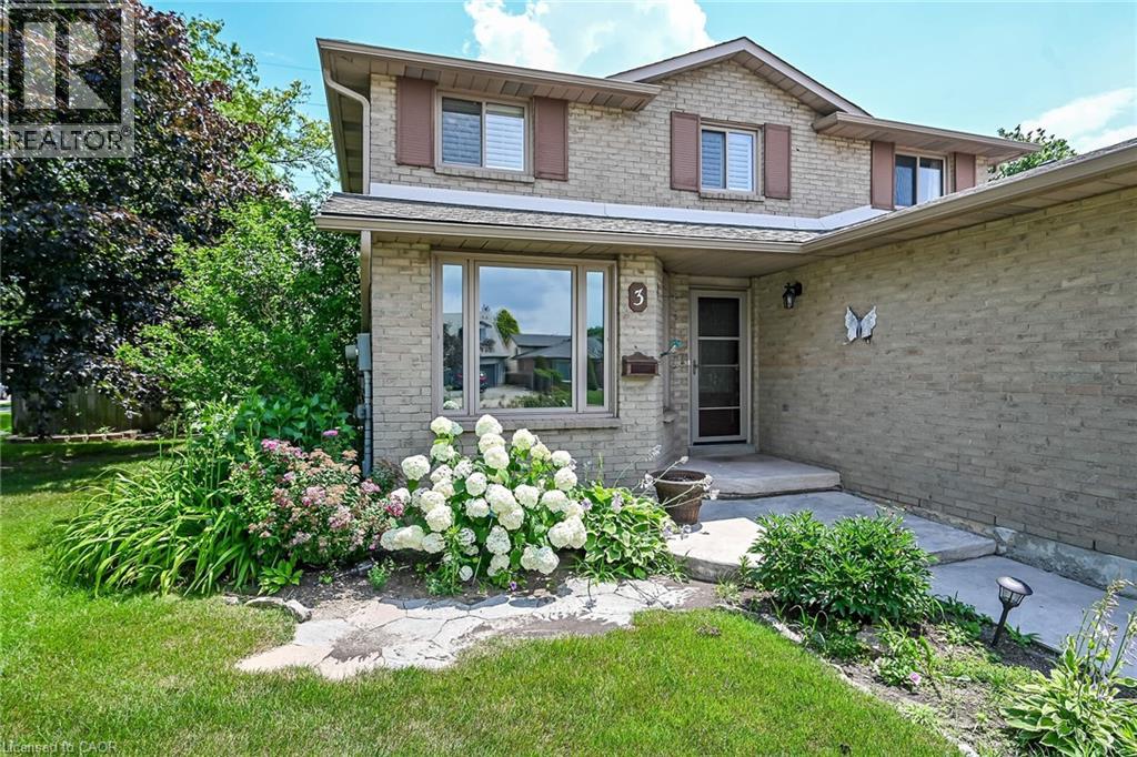 3 RIDGEMOUNT Drive