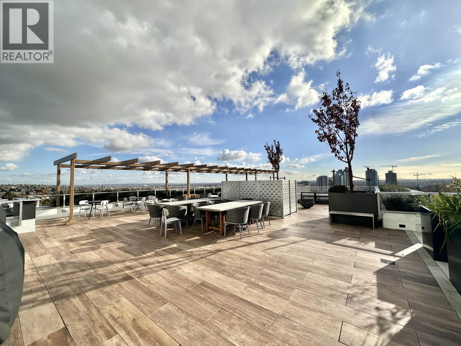 1907 7433 CAMBIE STREET