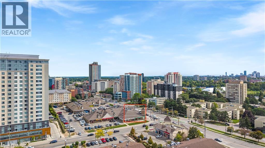 150 UNIVERSITY Avenue W Unit# 2