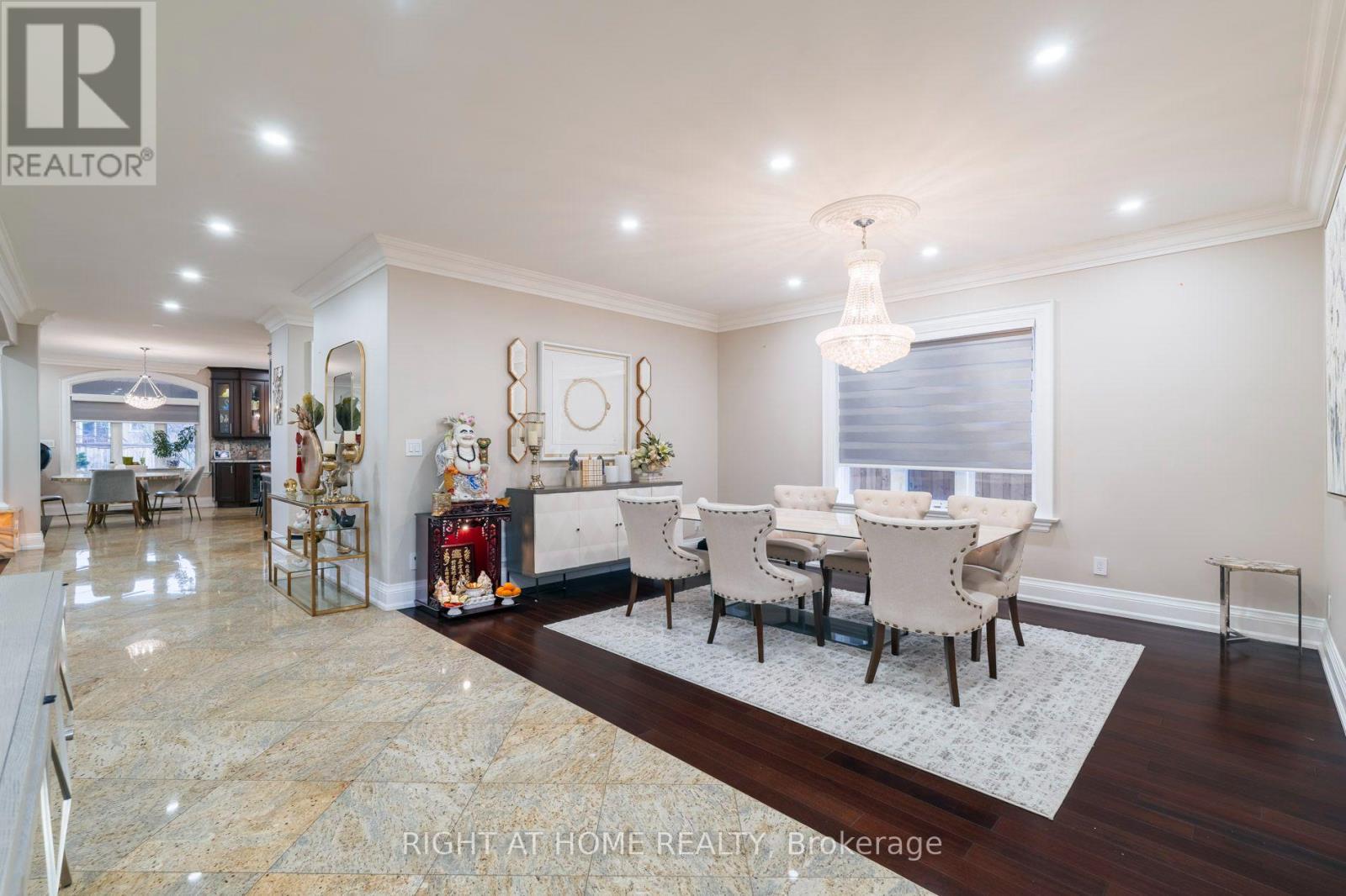 99 FAIRVIEW ROAD W