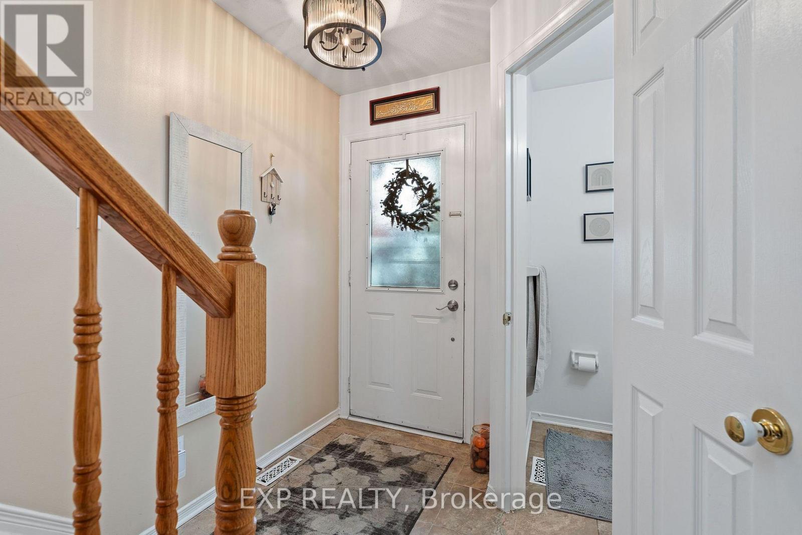 122 MARKLAND CRESCENT