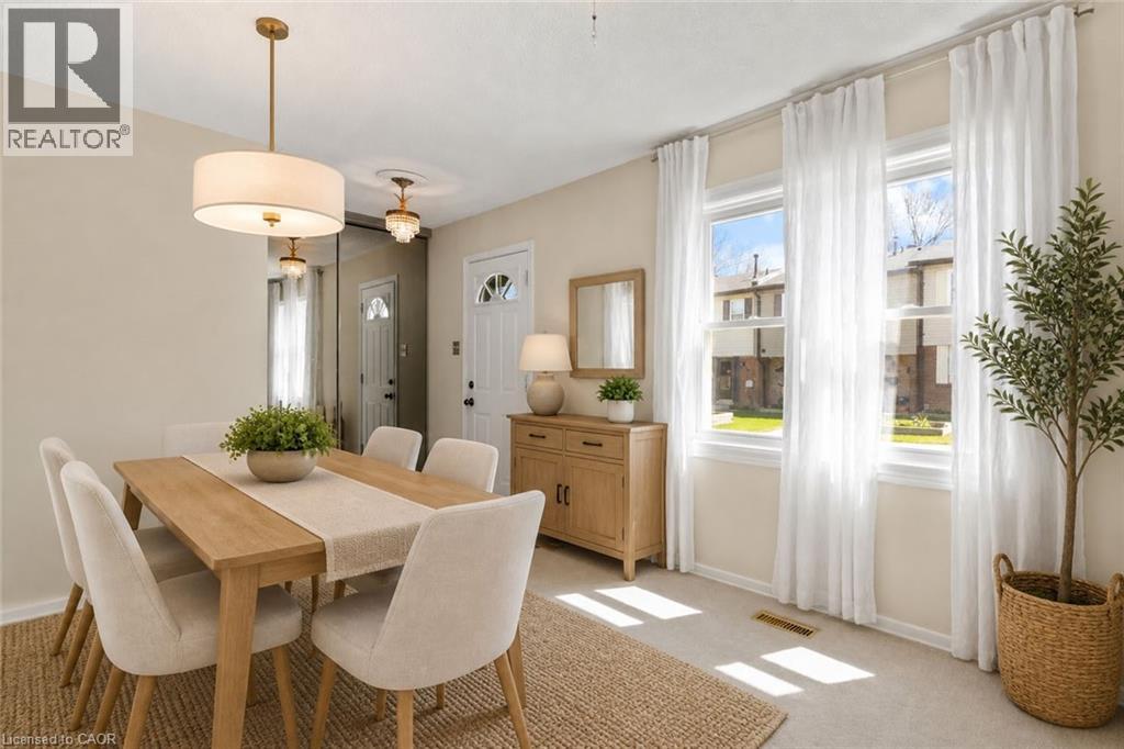 2825 GANANOQUE Drive Unit# 11