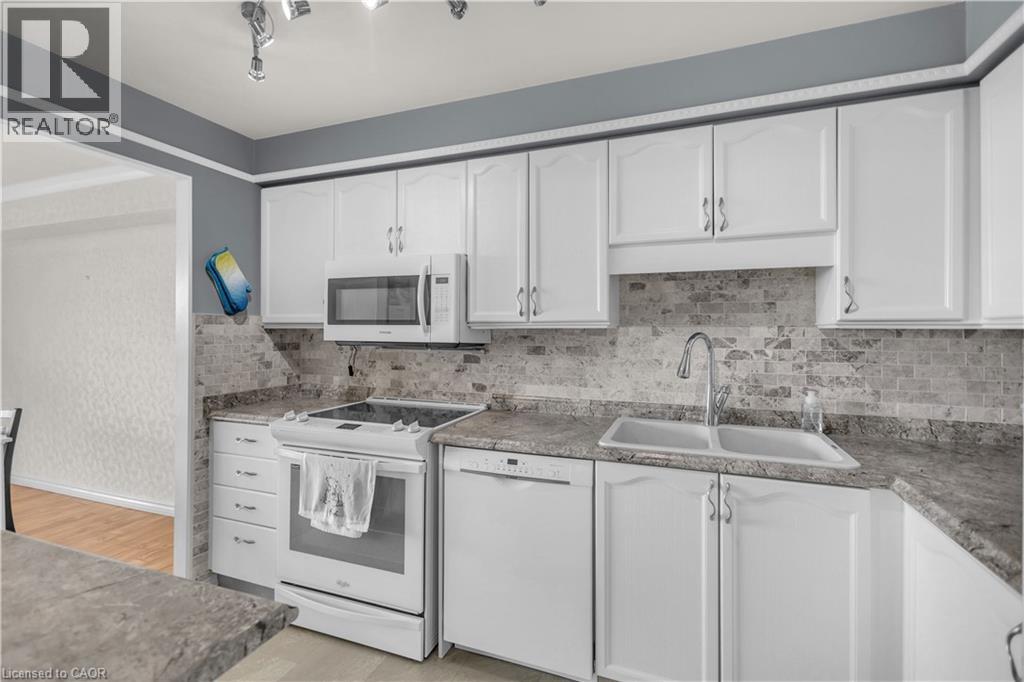 9 BONHEUR Court Unit# 815