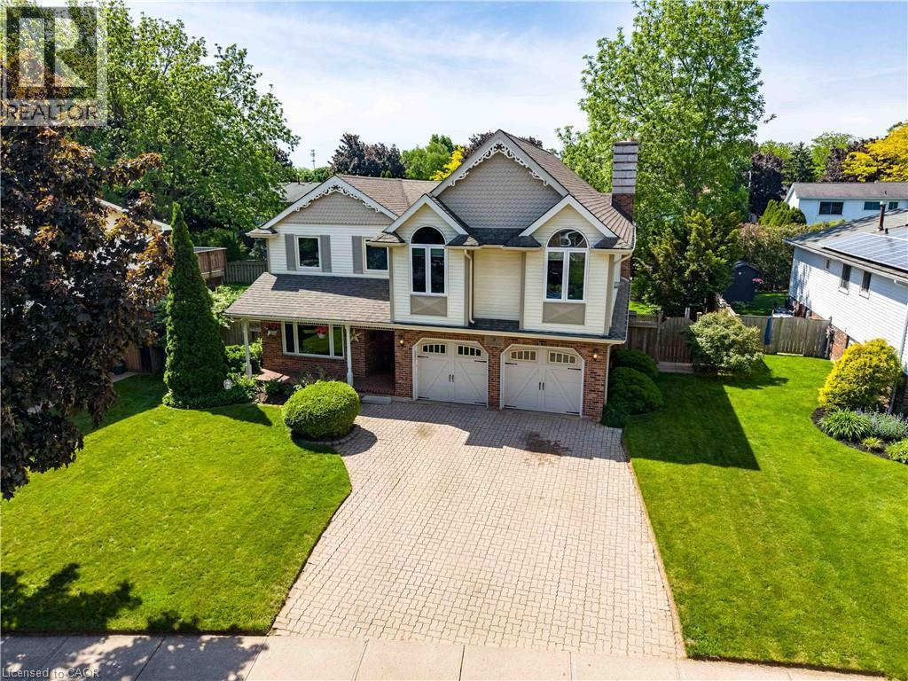 8 CHEVAL Drive