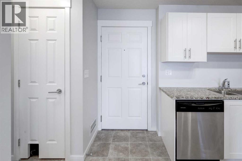 1310, 99 Copperstone Park SE