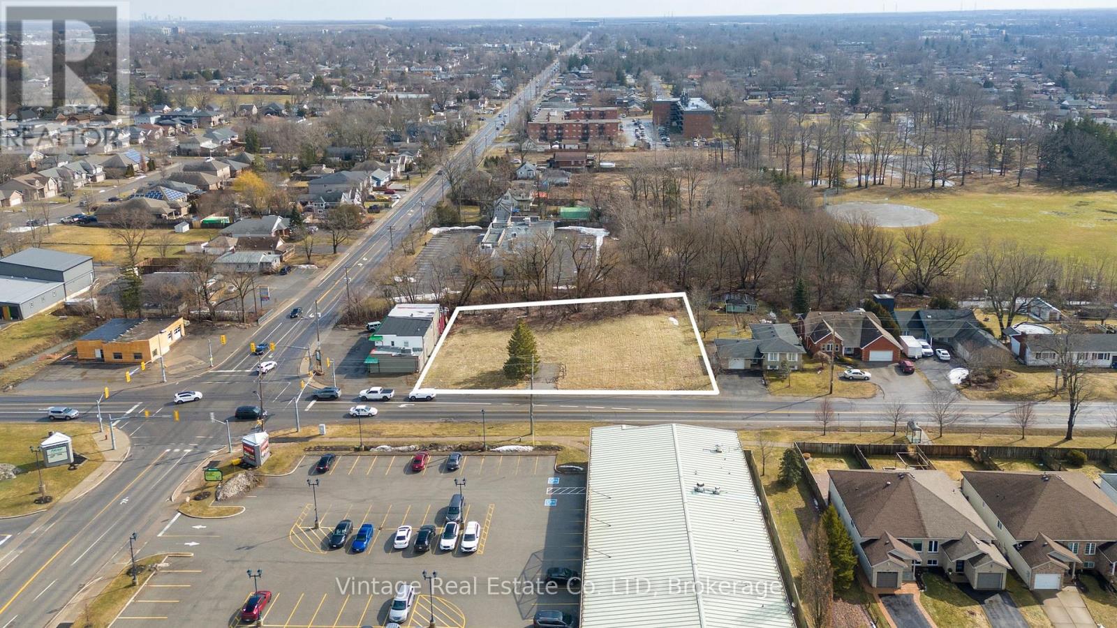 592 SOUTH PELHAM ROAD
