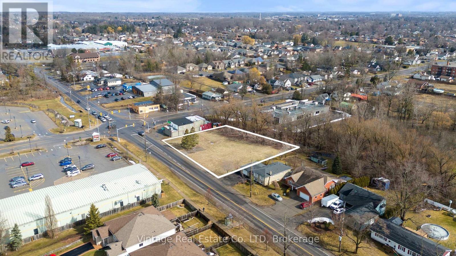 592 SOUTH PELHAM ROAD
