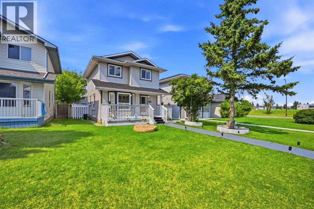 9 Martindale Crescent NE