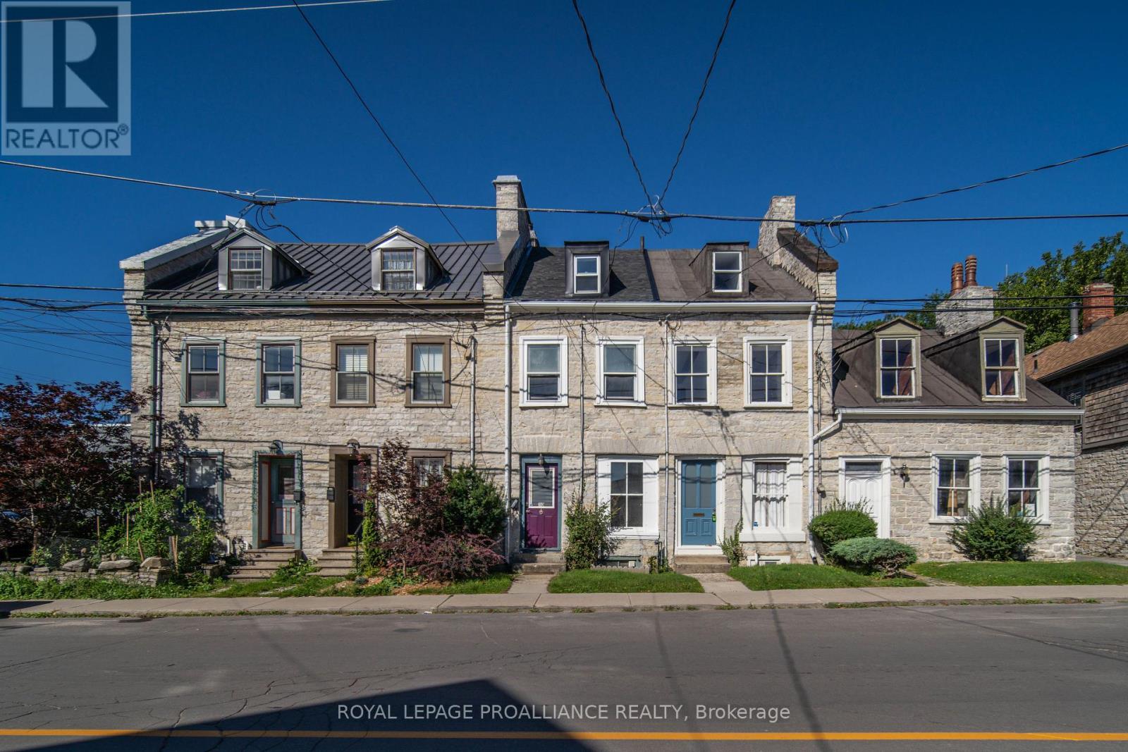 10 RIDEAU STREET