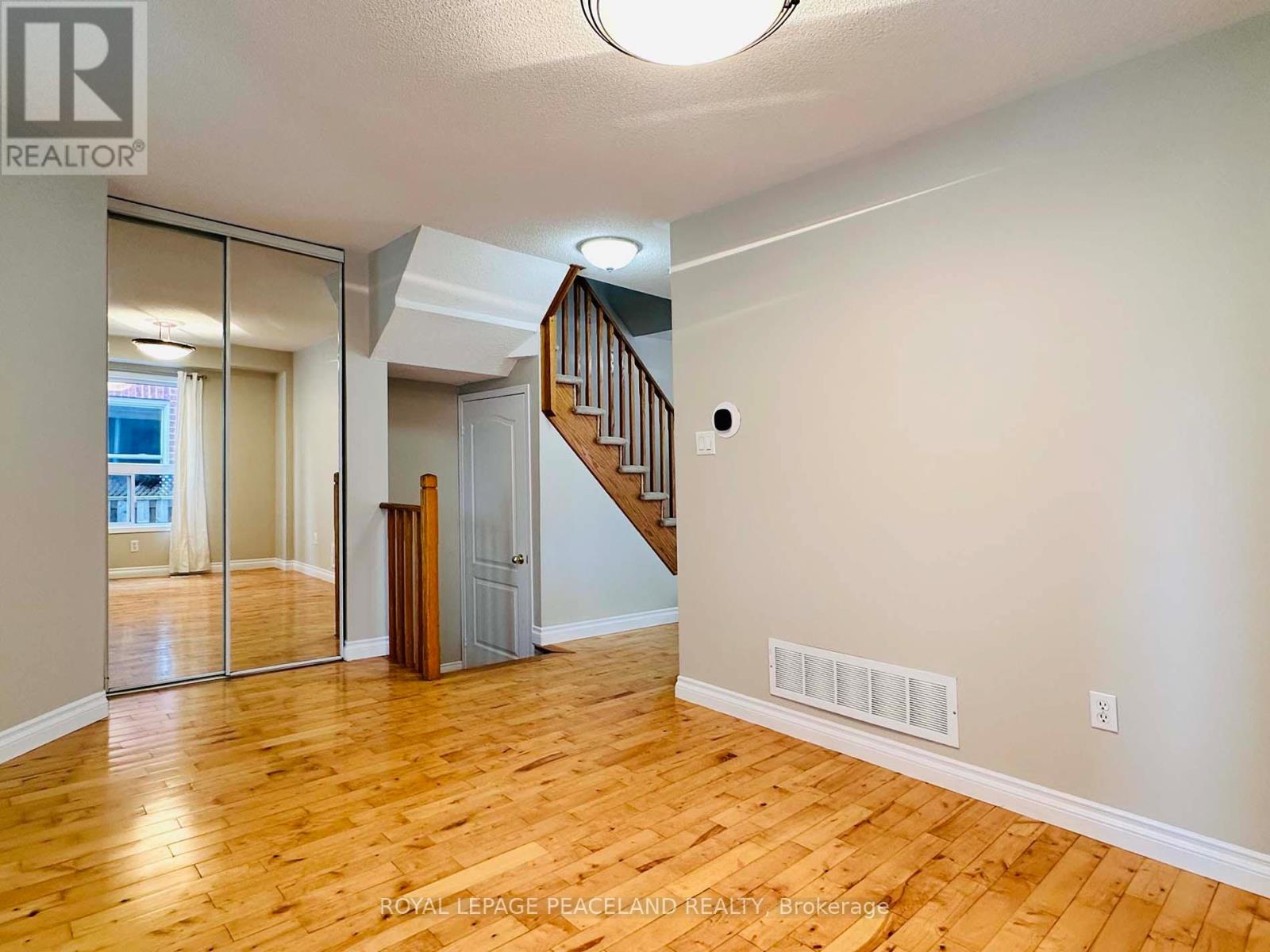 3851 FOXBOROUGH TRAIL