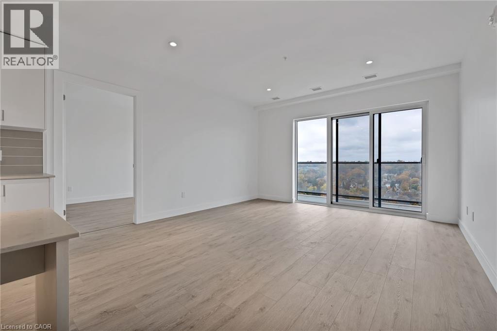 15 GLEBE Street Unit# 1904