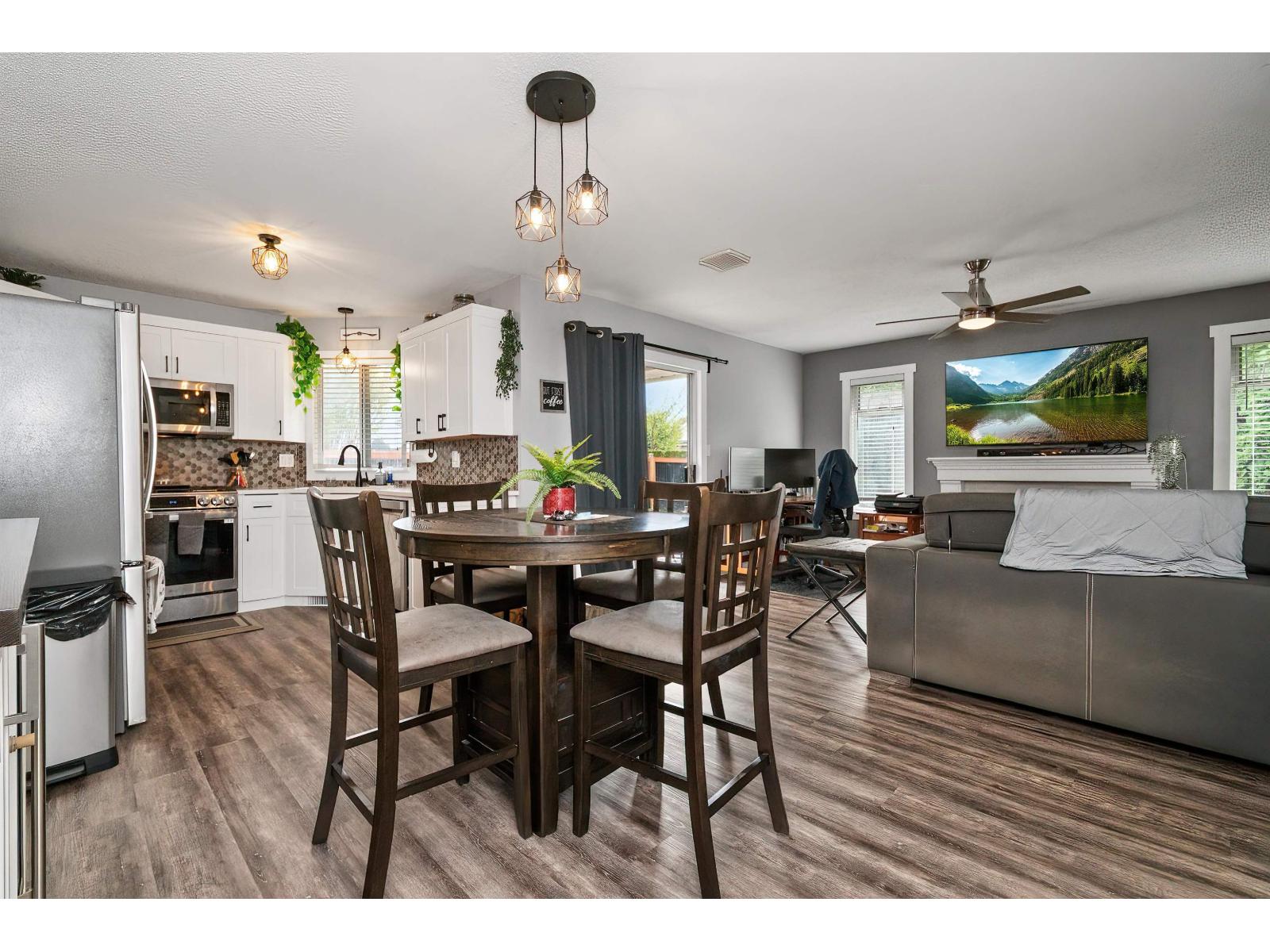 6900 OAKWOOD DRIVE, Agassiz
