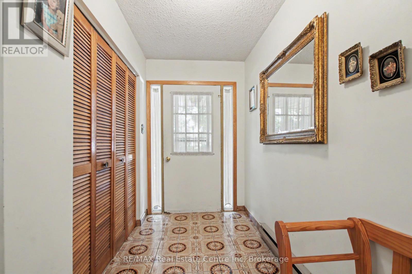 23 NORTHWOOD CRESCENT