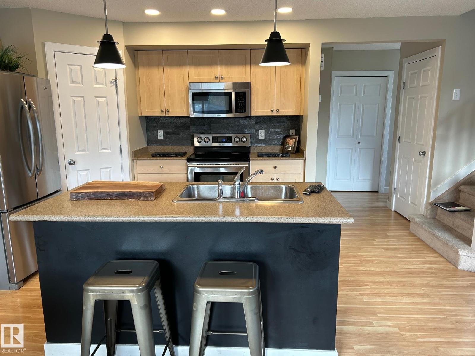 20007 131 AV NW NW