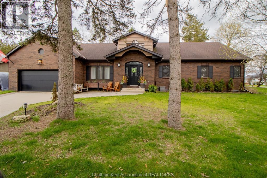 18116 3RD AVENUE, RONDEAU, ON N0P 1X0 - Image 82655456.jpeg?d=l