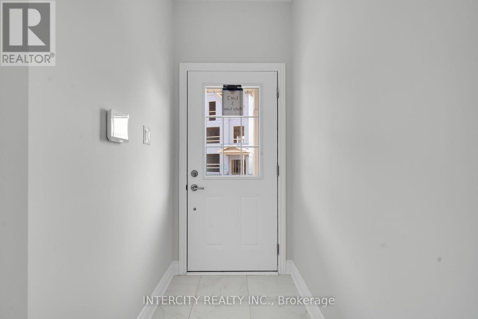 3 RUBY LANE