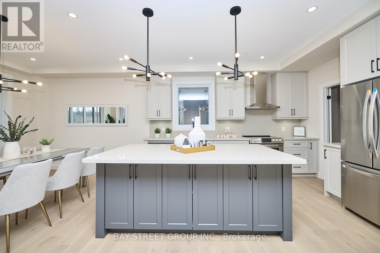 4229 MANSON LANE