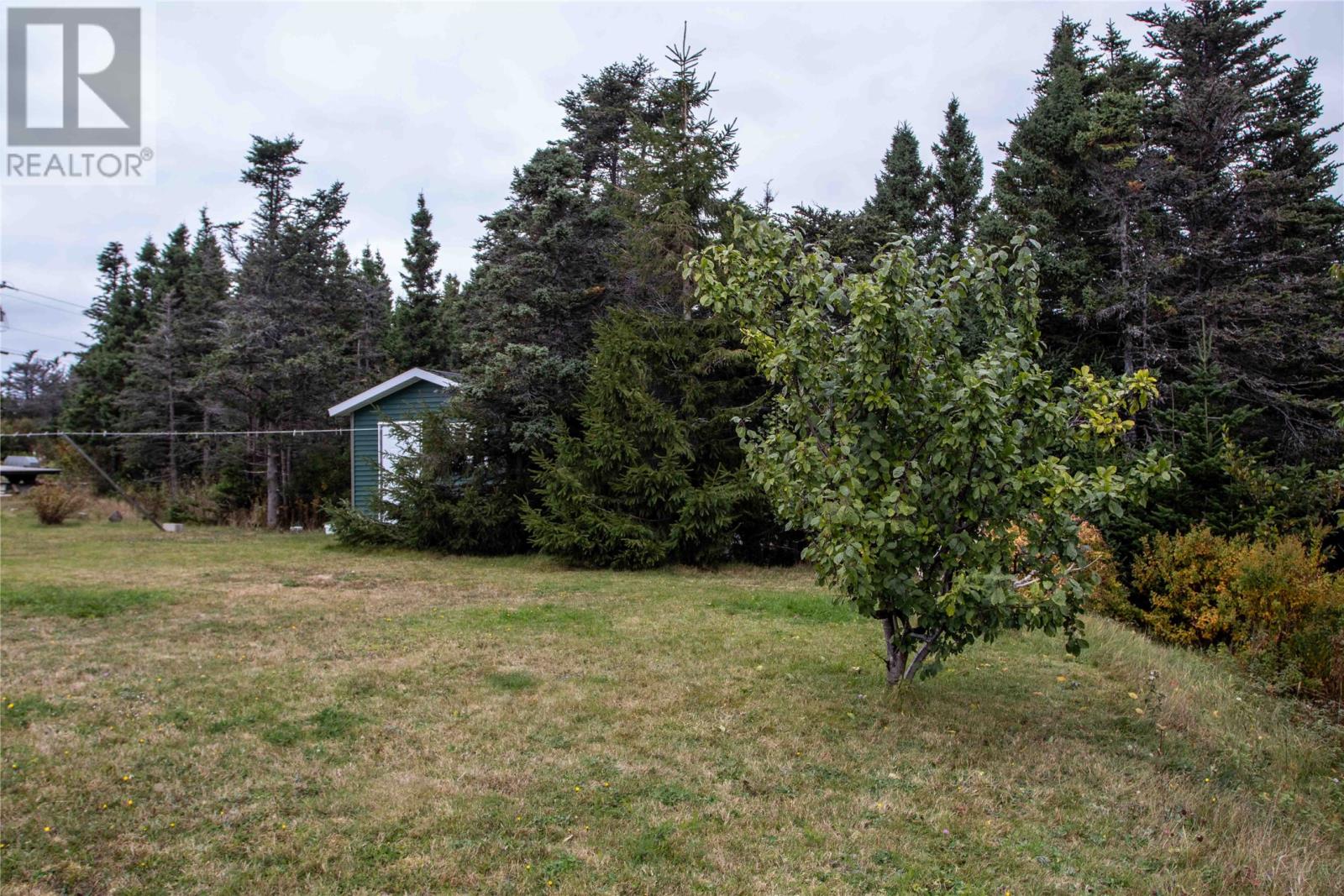 253 John Cabot Drive - Photo 4