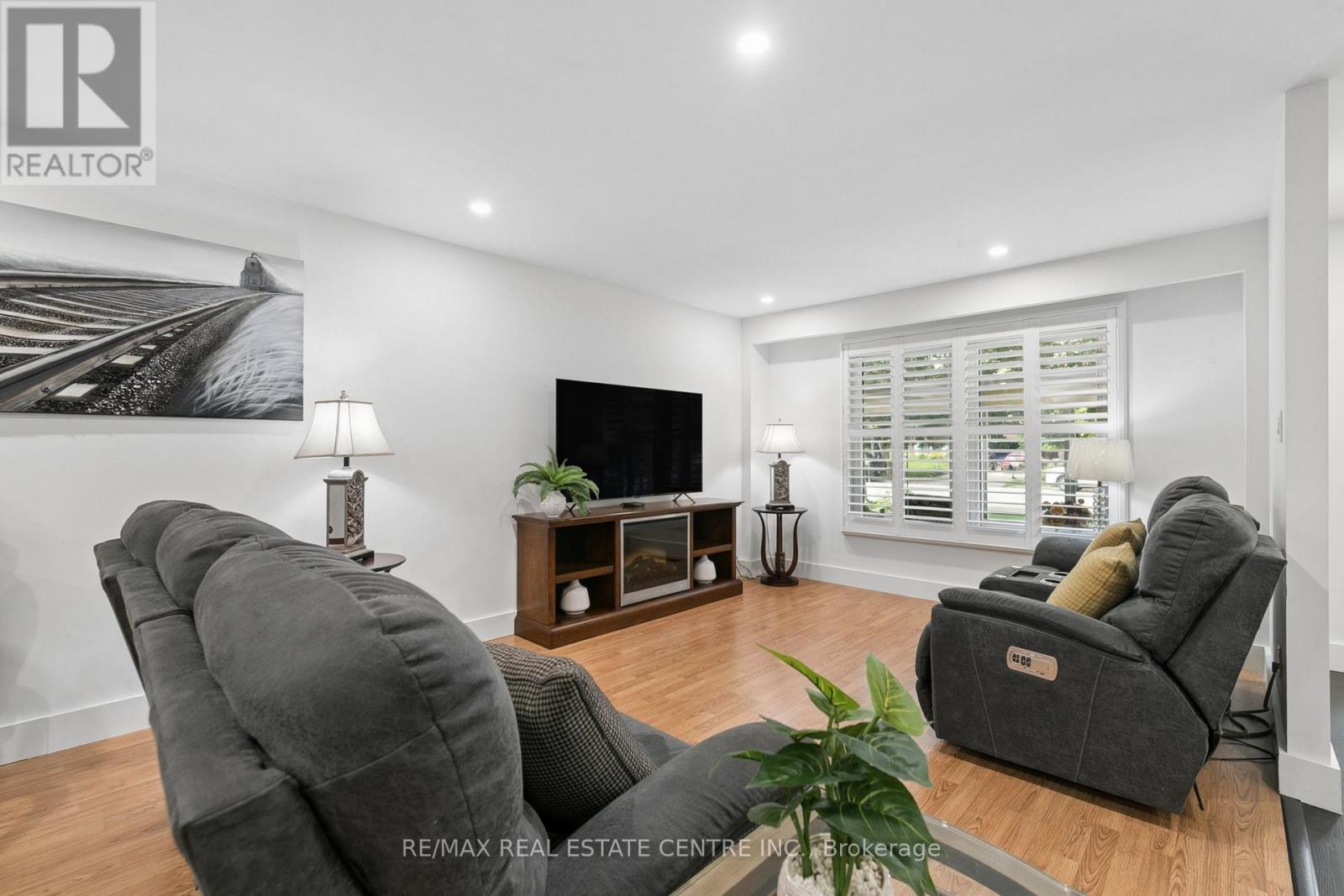 184 WESTHEIGHTS DRIVE