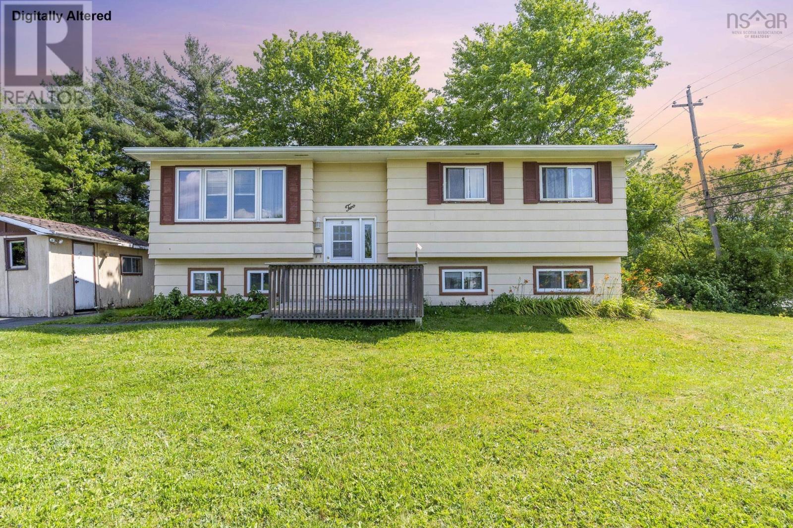 2 Elmwood Drive