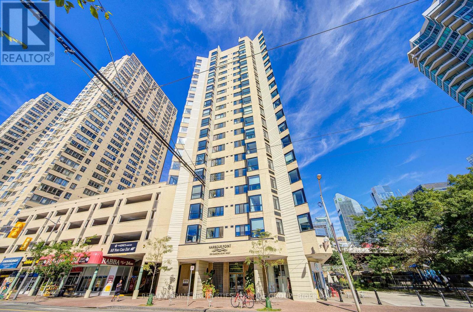 301 - 250 QUEENS QUAY W