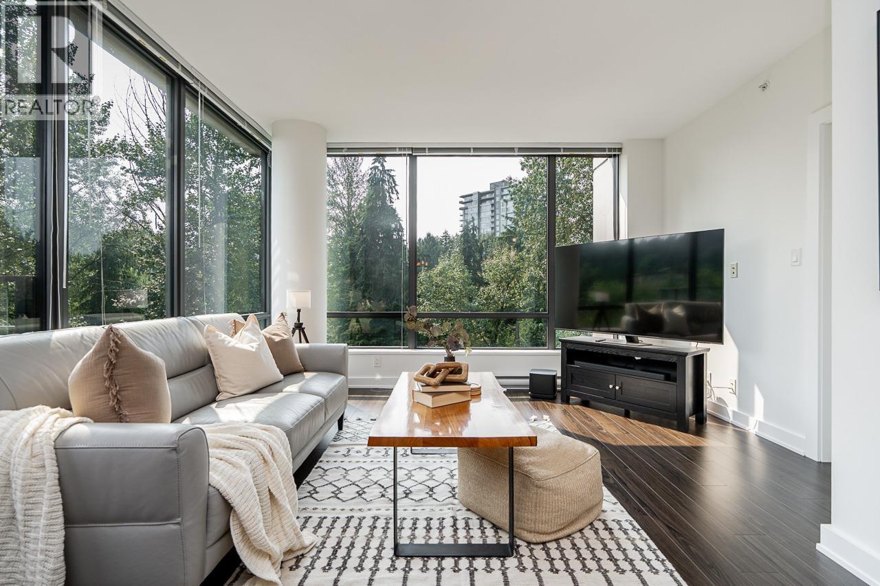 601 301 CAPILANO ROAD