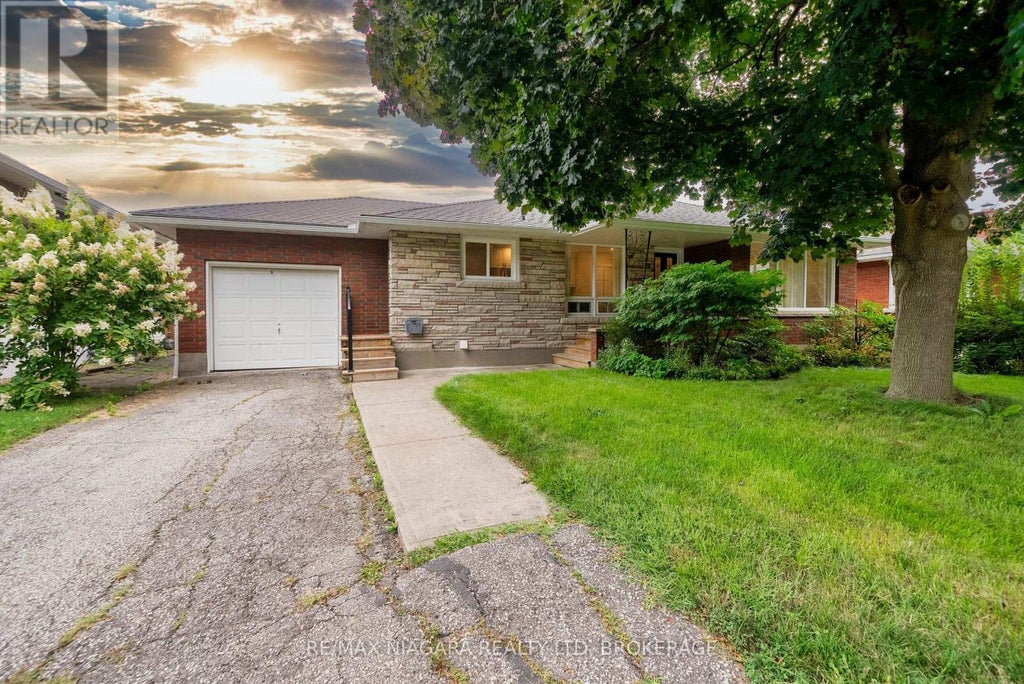 15 SPRINGBANK DRIVE, ST. CATHARINES (RIDLEY), ON L2S 2K1 - Image 4125525764.jpeg?d=l