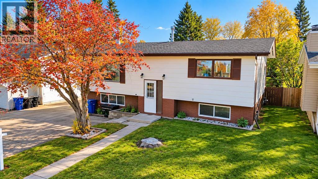 33 VALLEY CRESCENT, LACOMBE, AB T4L 1R9 - Image 2198287296.jpeg?d=l