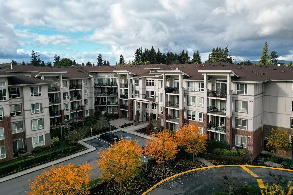 203 3192 GLADWIN ROAD, ABBOTSFORD, BC V2T 6M9 - Image 590675350.jpeg?d=l