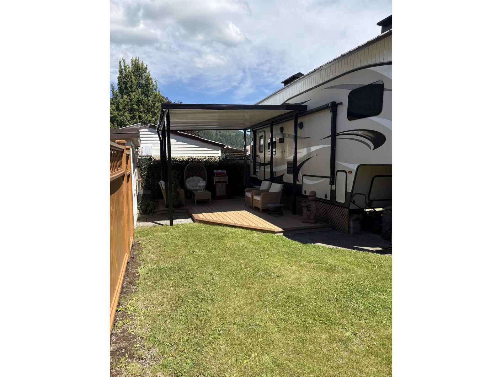 60 1436 FROST ROAD, Columbia Valley